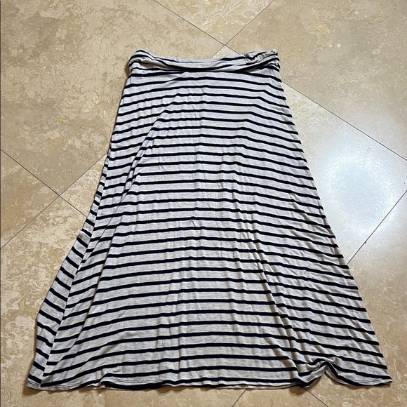 julie's closet Dresses & Skirts - 💕Maternity Striped Navy Blue and Cream Women's Skirt💕